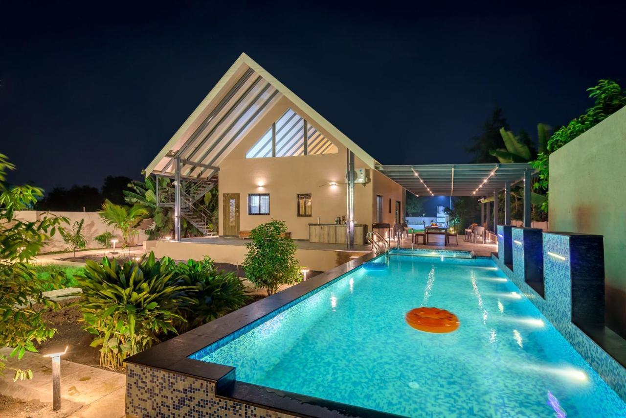 Saffronstays Eden, Nashik - Pet-Friendly Villa With Pool, Jacuzzi & Grape Farm Exterior foto